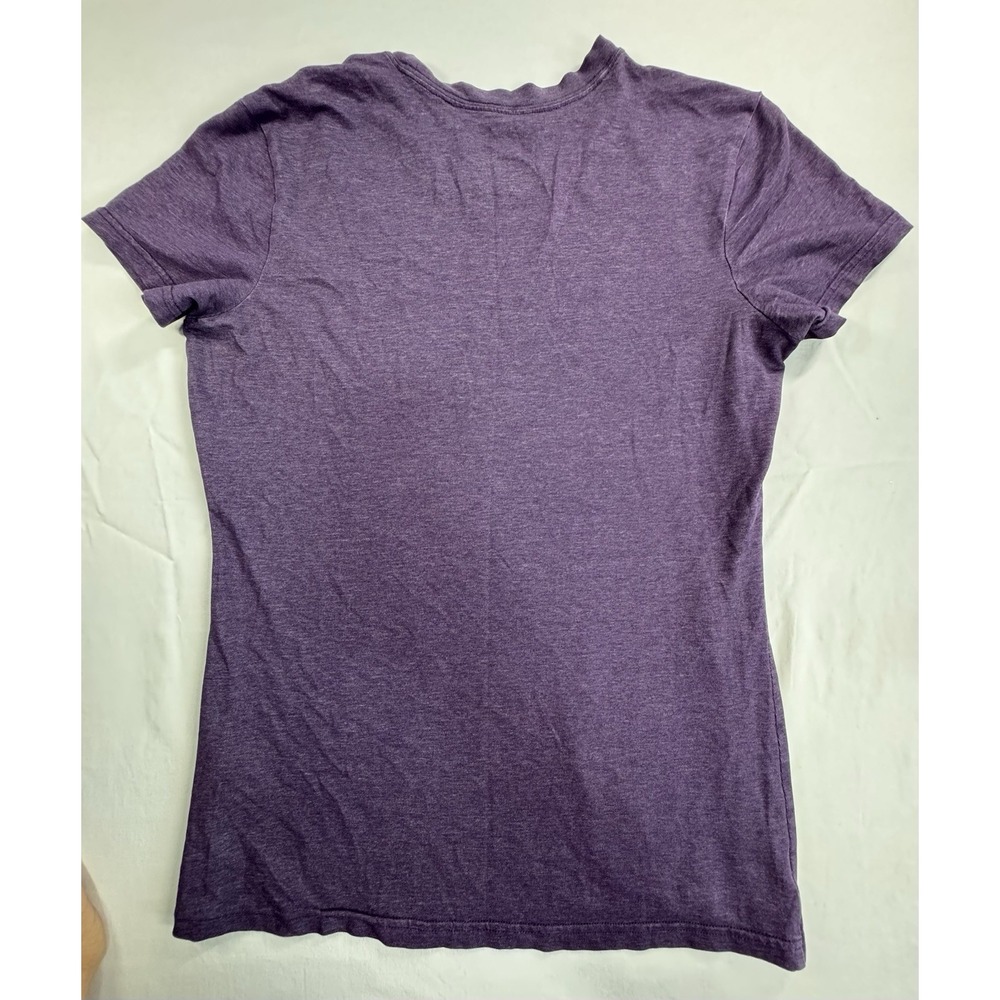 Nike Dri-FIT Men's Purple T-Shirt M Breathable Moisture Wicking Crew Neck SS - Picture 6 of 9